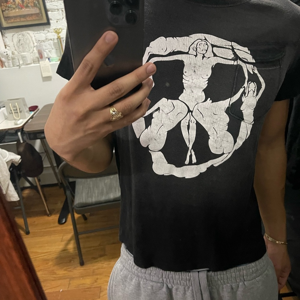 YET 001 yuremane baby tee iongaf yuremane size 1